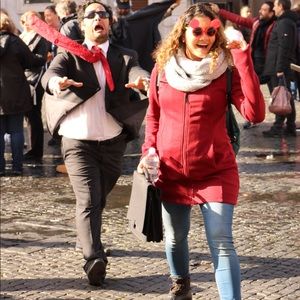 Meet your Posher, Danielle